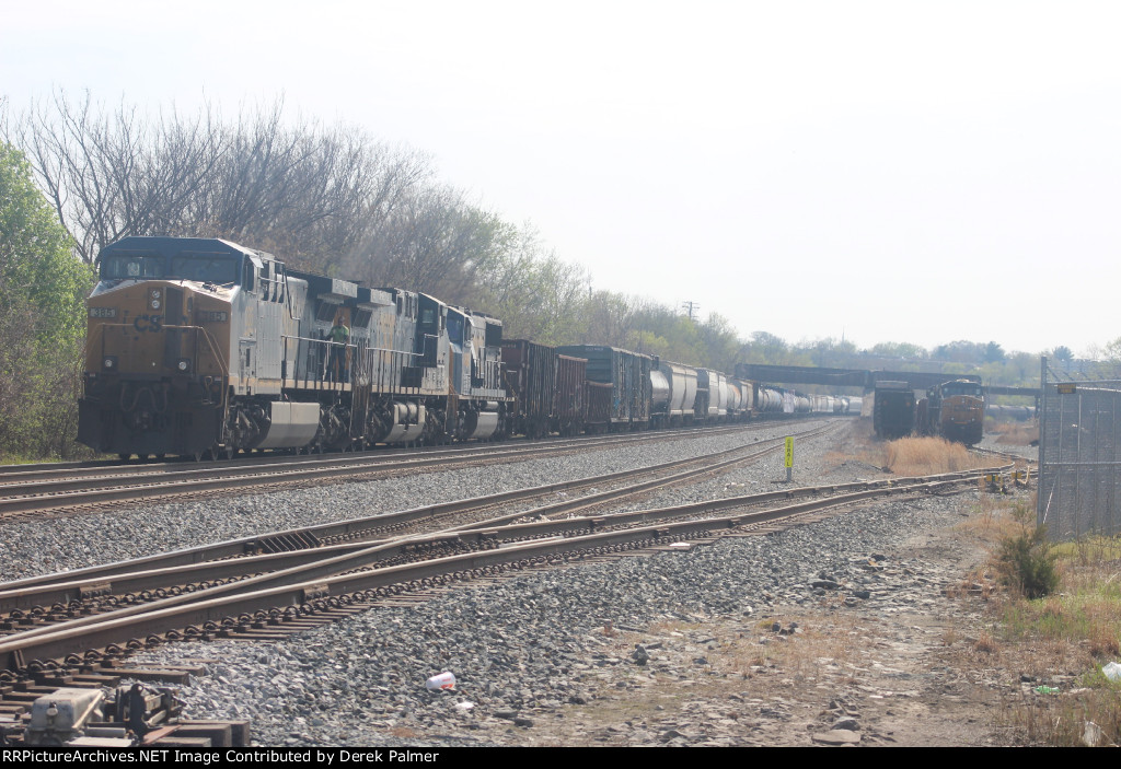 A Couple Trains at Mt Winans